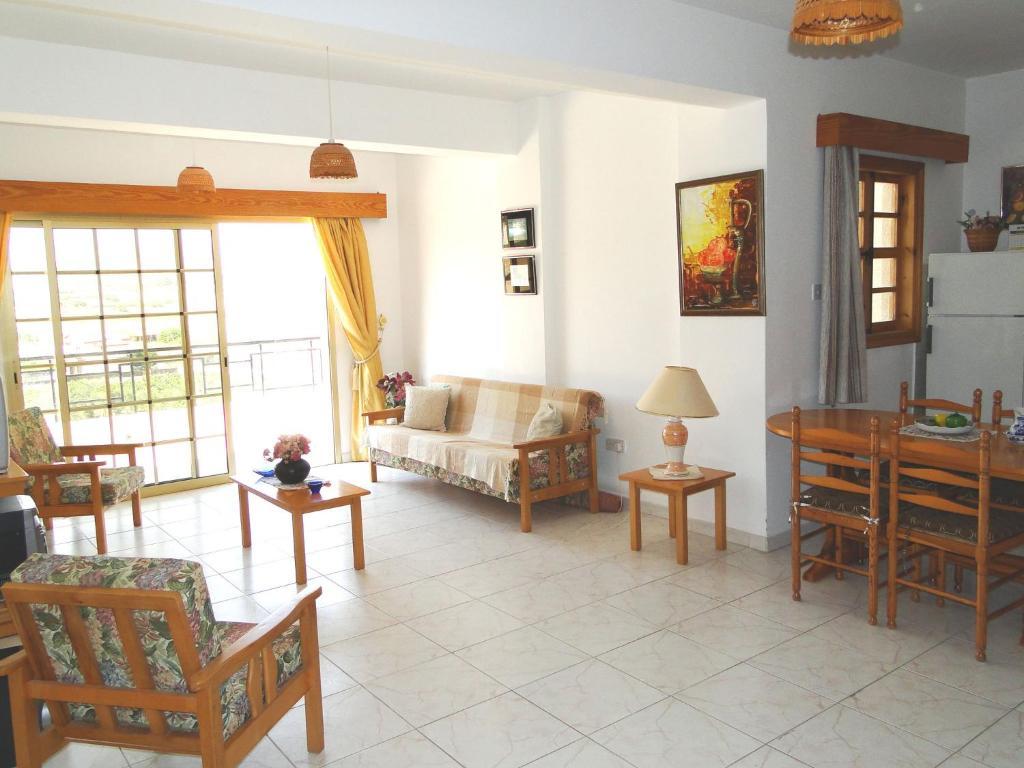 Ampelokipi Holiday Apartments Pissoúri Rom bilde