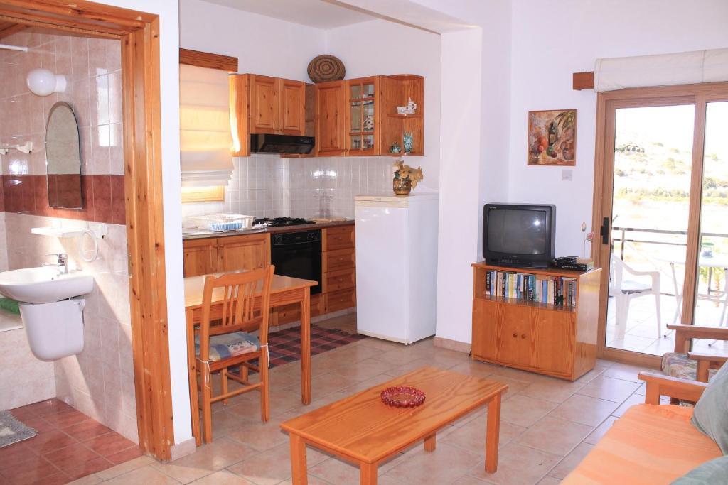 Ampelokipi Holiday Apartments Pissoúri Rom bilde