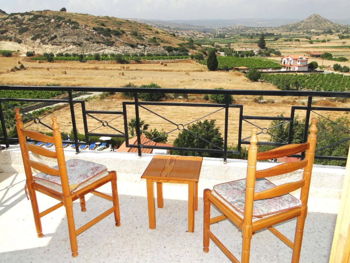Ampelokipi Holiday Apartments Pissoúri Rom bilde